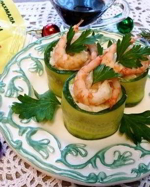 Роллы из огурца с креветками