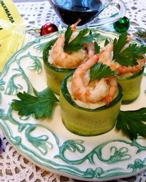 Роллы из огурца с креветками