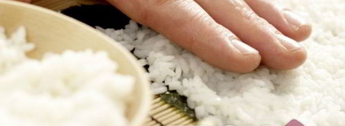 роллы с огурцом. Шаг 2