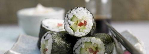 роллы с огурцом. Шаг 8