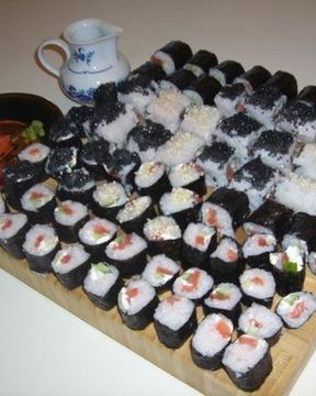 Роллы с семгой