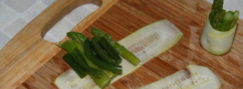 семга с соусом эскарго и овощными роллами. Шаг 5