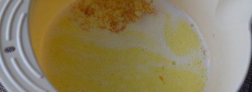 сладкие блинные роллы с творогом и фруктами. Шаг 2