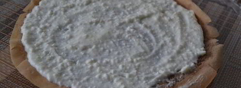 сладкие блинные роллы с творогом и фруктами. Шаг 8