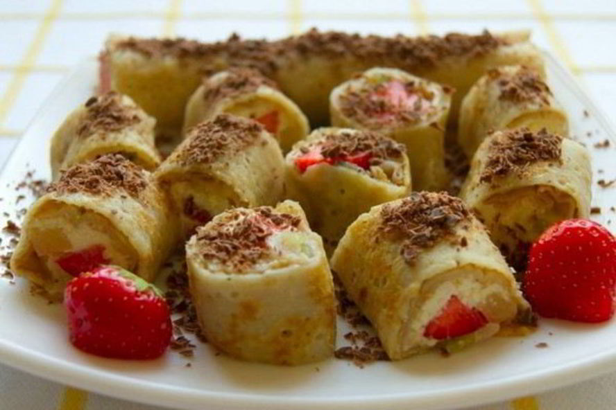 Рецепт сладкие творожные роллы с фруктами