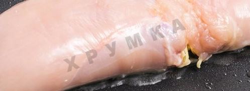 куриный рулет с грибами и маслинами. Шаг 9