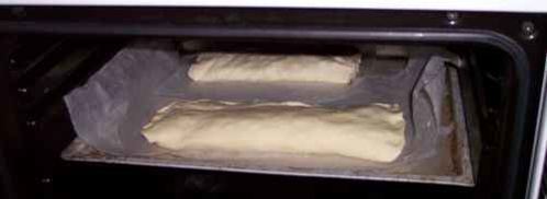 рулет из слоеного теста с капустой и фетой. Шаг 48