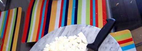 рулет из слоеного теста с капустой и фетой. Шаг 29