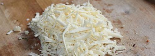 рулет из свинины со свекольной ботвой и сыром. Шаг 4