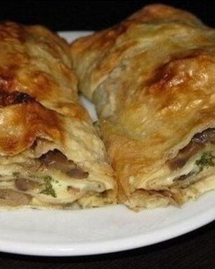 Рулет из тонкого лаваша с сыром и грибами