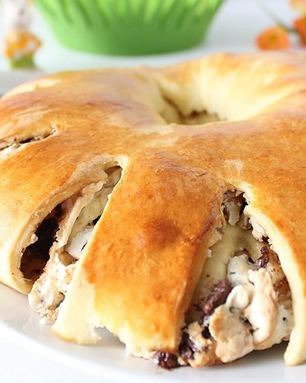 Рулет с орехами из дрожжевого теста