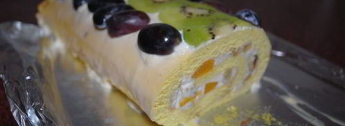 рулет с персиками и ананасом. Шаг 9