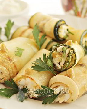 Рулетики из кабачков с сыром и чесноком