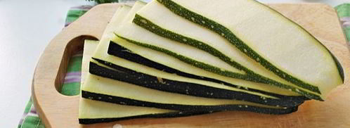 рулетики из кабачков с сыром и чесноком. Шаг 3