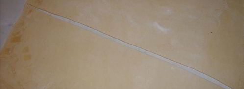 рулетики слоеные с тунцом. Шаг 4