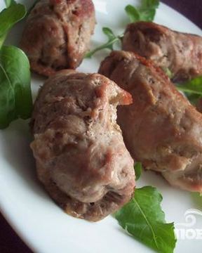 Свиные рулеты с сыром и грибами