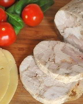Заливной куриный рулет