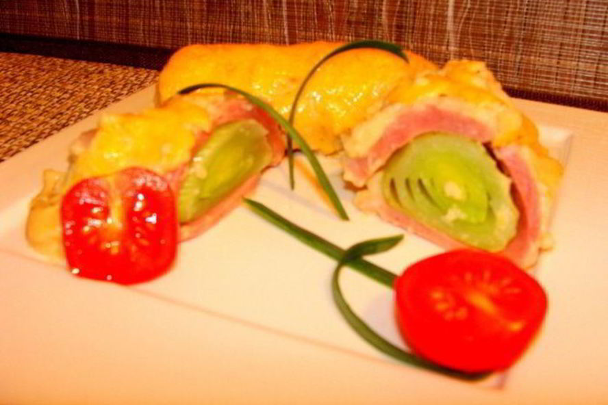 Рецепт запеченные рулетики из ветчины