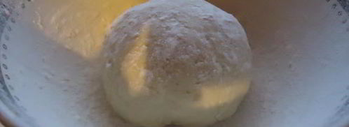 сосиски в тесте с сюрпризом. Шаг 3