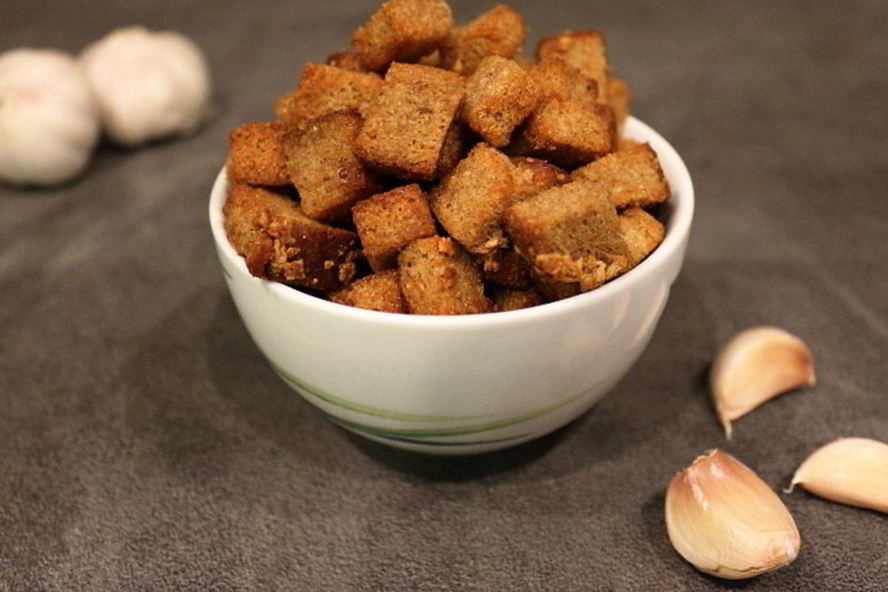 Рецепт сухарики с чесноком