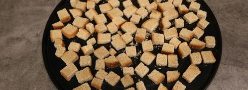 сухарики с чесноком. Шаг 2