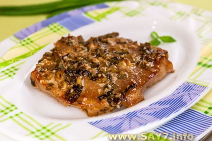 Рецепт свинина, маринованная в соевом соусе и зеленом луке