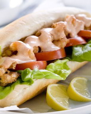 По-бой сэндвич с жареными креветками