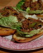 Сэндвич с говядиной, грибами и сельдереем