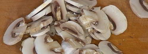 сэндвич с говядиной, грибами и сельдереем. Шаг 3