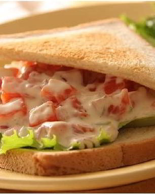 Сэндвич с семгой