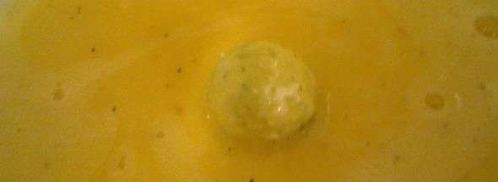 сырные шарики с чесночным соусом. Шаг 28