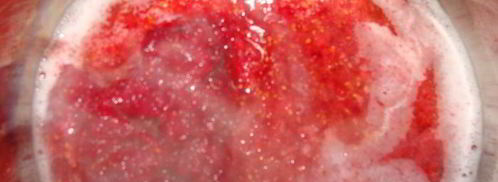 сырные шарики с начинкой в ореховой панировке под пьяной клюквой. Шаг 11