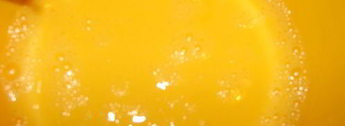 сырные шарики с начинкой в ореховой панировке под пьяной клюквой. Шаг 13