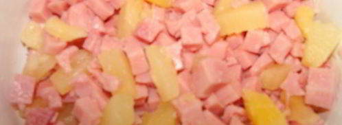 сырные шарики с начинкой в ореховой панировке под пьяной клюквой. Шаг 4