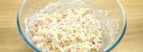 тарталетки с крабовыми палочками. Шаг 3