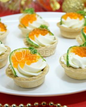 Тарталетки с красной икрой Праздничные