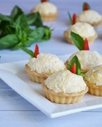 Тарталетки с яйцом