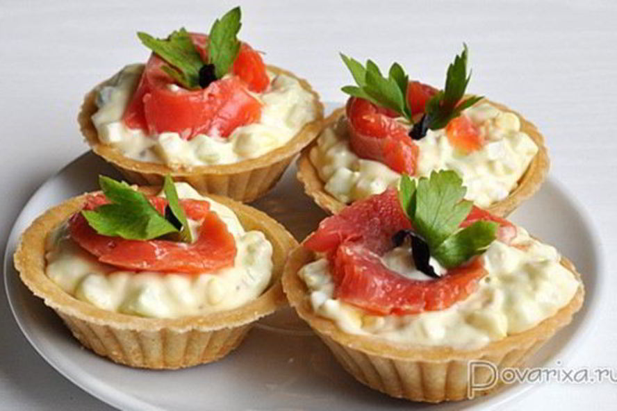 Рецепт закуска с красной рыбой в тарталетках