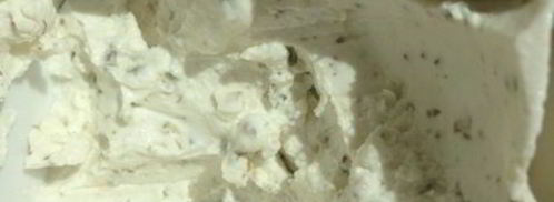 закусочные тарталетки из поленты с козьим сыром и помидорками черри. Шаг 5