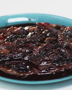 Быстрый тарт-татен со сливами