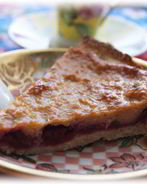 Тарт с малиной и заварным медовым кремом