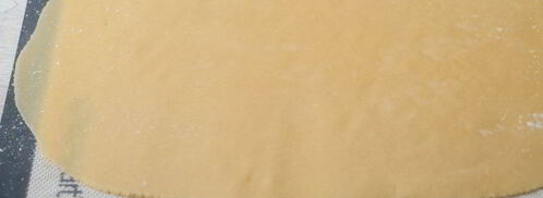 тарт с ревенем, заварным кремом и меренгой. Шаг 8