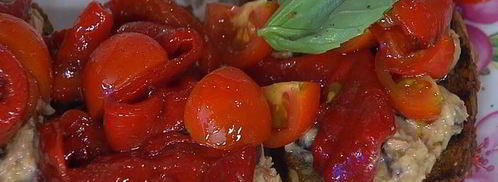 тартин с запеченным сладким перцем и тунцом. Шаг 10