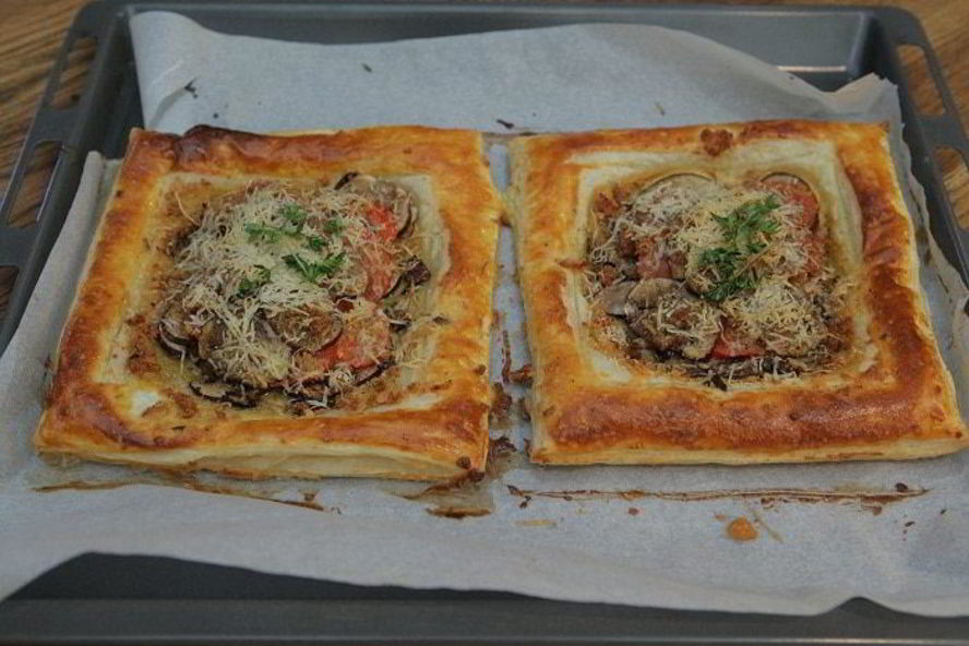 Рецепт тарты с грибами и тимьяном