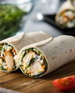 Тортилья с курицей и овощами