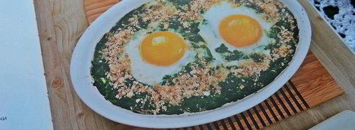 глазунья, запеченная в шпинате. Шаг 12