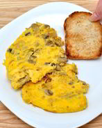 Яичница-болтунья с грибами