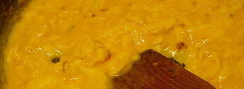 яичница-болтунья с копченой форелью. Шаг 5