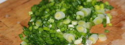 яичница с помидорами и чесноком. Шаг 7