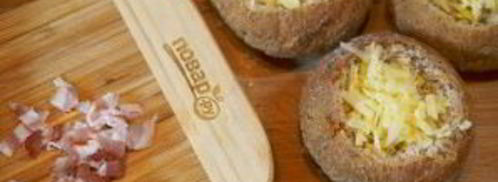 яичница в булочках веселый завтрак. Шаг 3